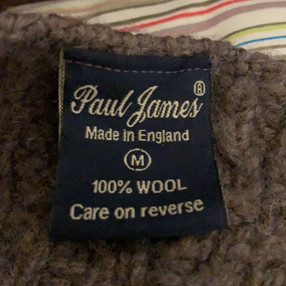 PAUL JAMES -ENGLAND | 100% Wool Cropped Cable-knit Sweater - Women’s Medium - Picture 3 of 6